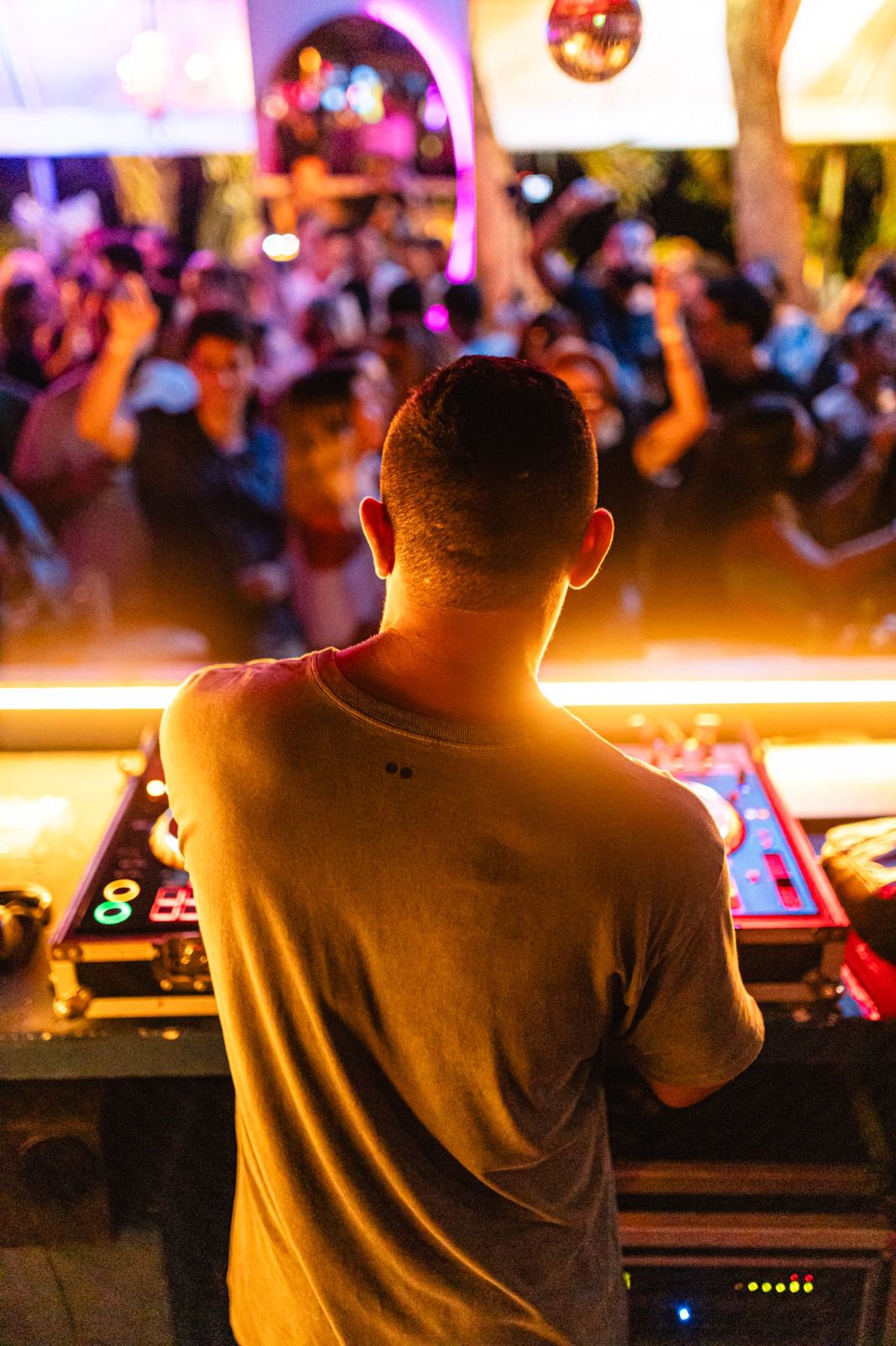 LOWZZADA DJ